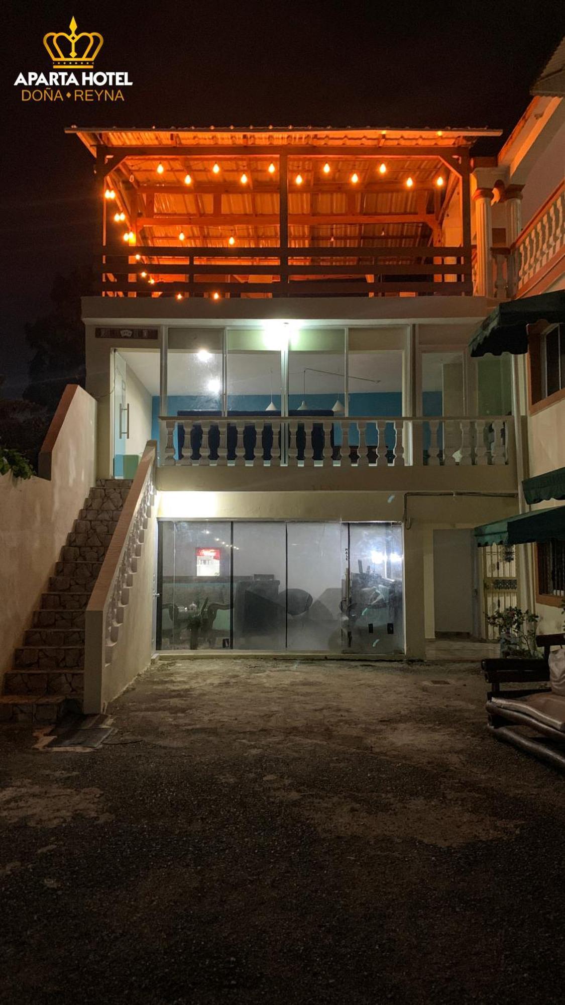Apartahotel Dona Reyna: Convenient Santo Domingo Stay Near Las Americas Airport El Higo Exterior photo