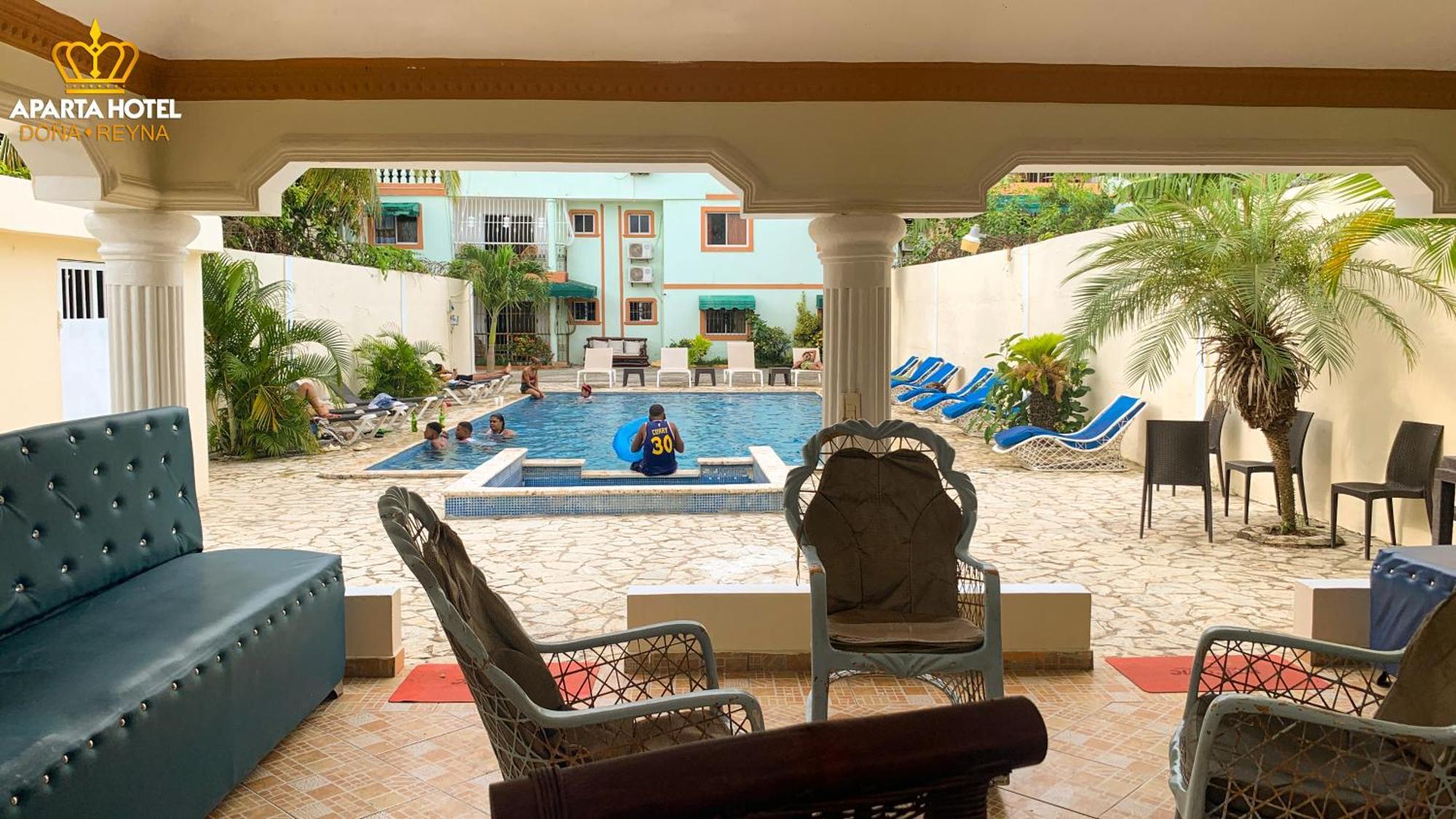 Apartahotel Dona Reyna: Convenient Santo Domingo Stay Near Las Americas Airport El Higo Exterior photo